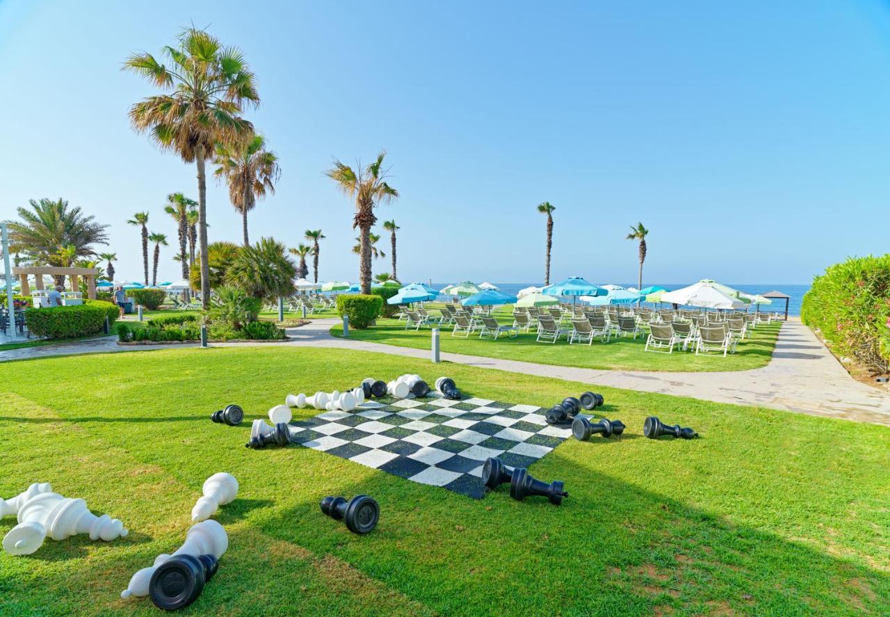 เซนติโด ไซเปรีย เบย์ บาย เลโอนาร์โด โฮเต็ล Hotel Geroskipou ภายนอก รูปภาพ