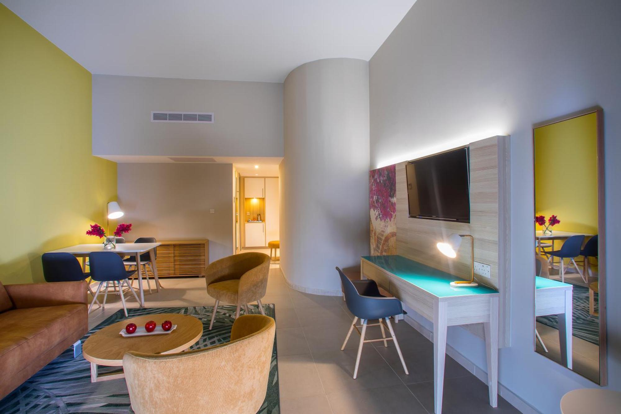 เซนติโด ไซเปรีย เบย์ บาย เลโอนาร์โด โฮเต็ล Hotel Geroskipou ห้อง รูปภาพ